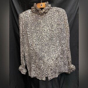 100% Silk Ruffled Collar and Sleeves Black and White Blouse. Size 10.